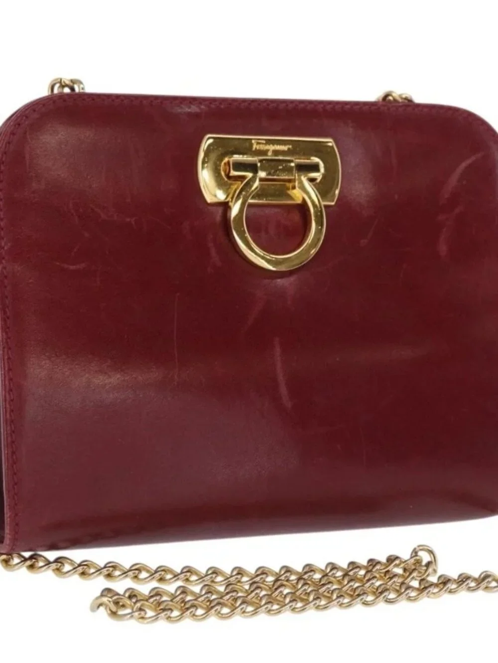 Salvatore Ferragamo Gancini Chain Shoulder Bag Leather Red Gold Auth 165934